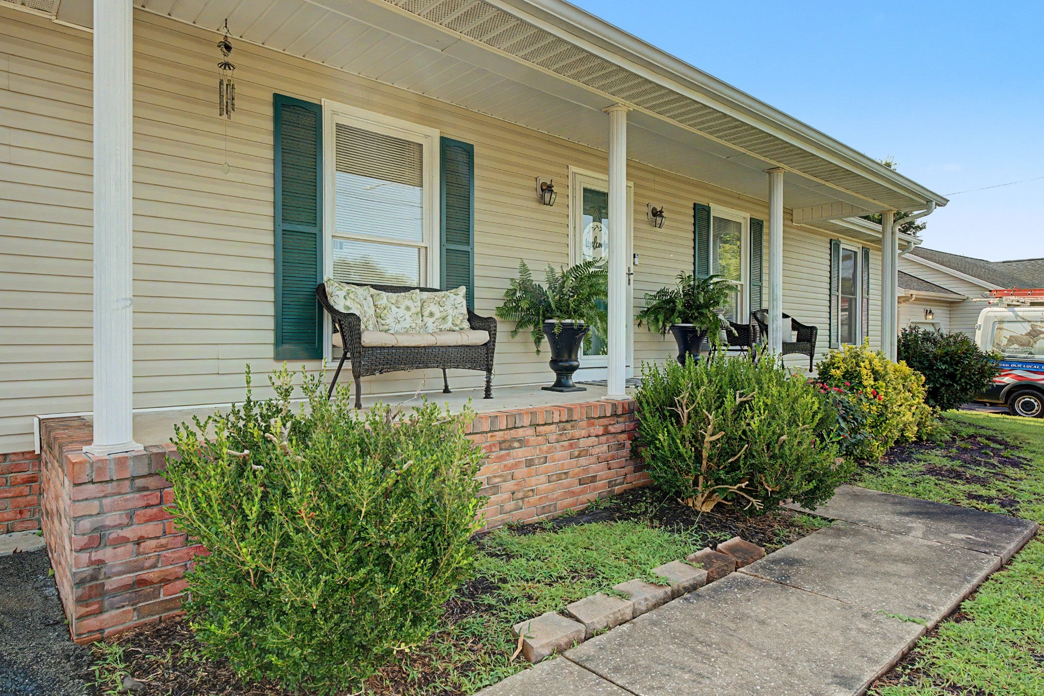 583 Winchester Dr
