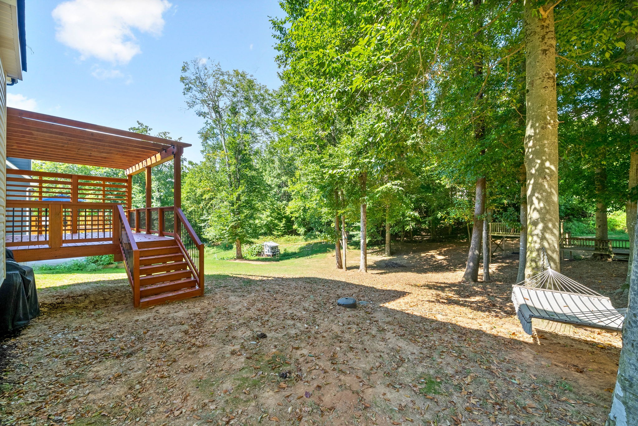 Clarksville, Tennessee 37043, United States, 4 Bedrooms Bedrooms, ,3 BathroomsBathrooms,Residential,Active,196577