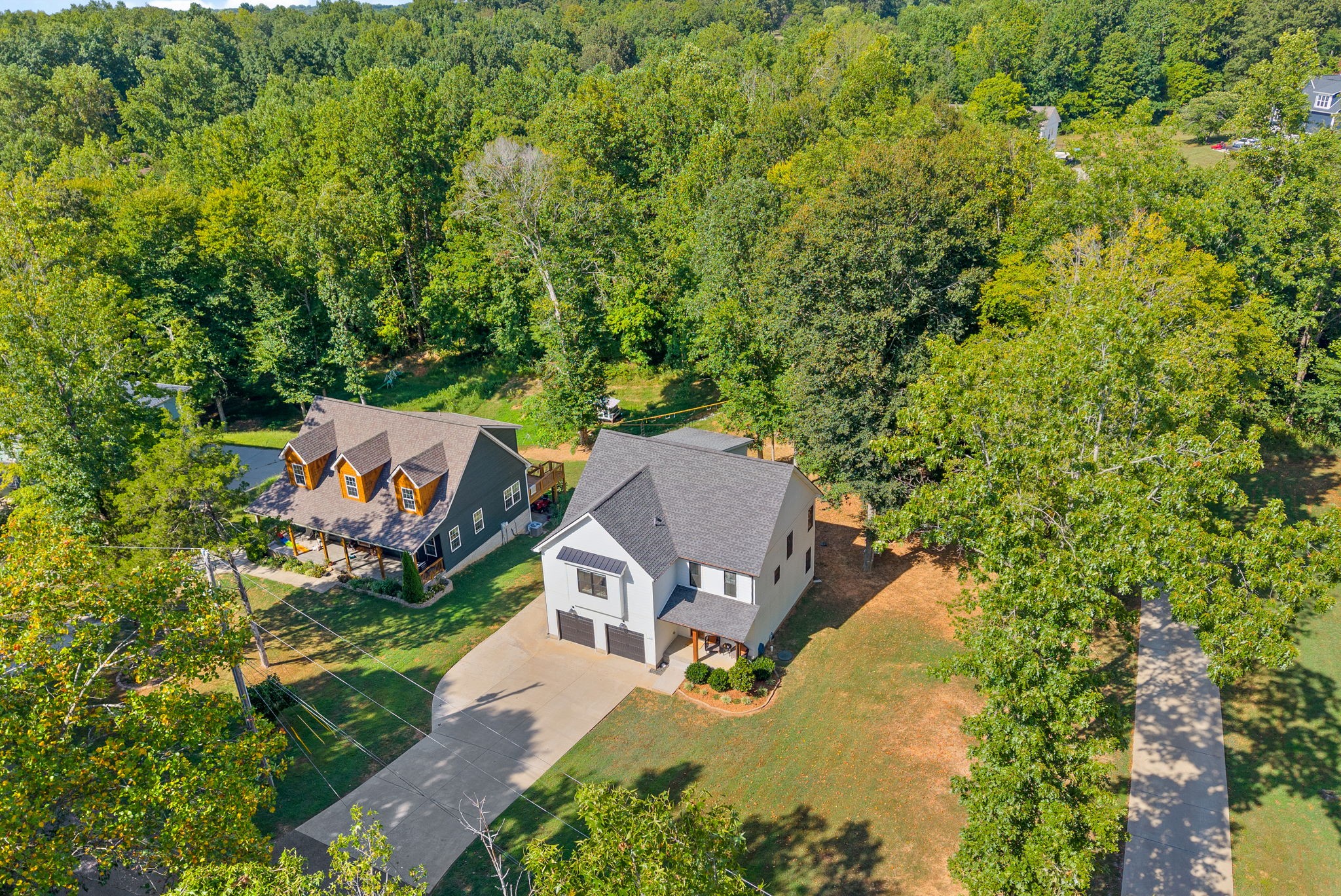 Clarksville, Tennessee 37043, United States, 4 Bedrooms Bedrooms, ,3 BathroomsBathrooms,Residential,Active,196577