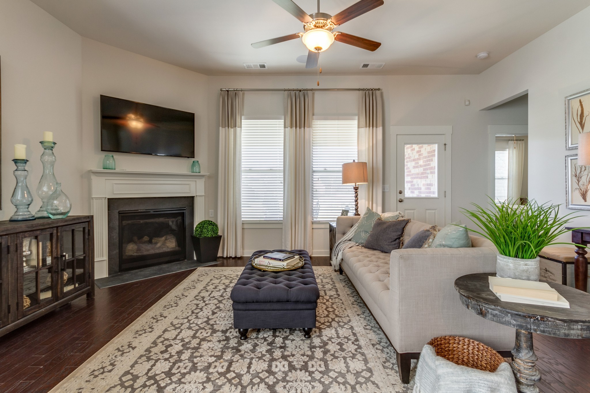 558 Foxglove Lane