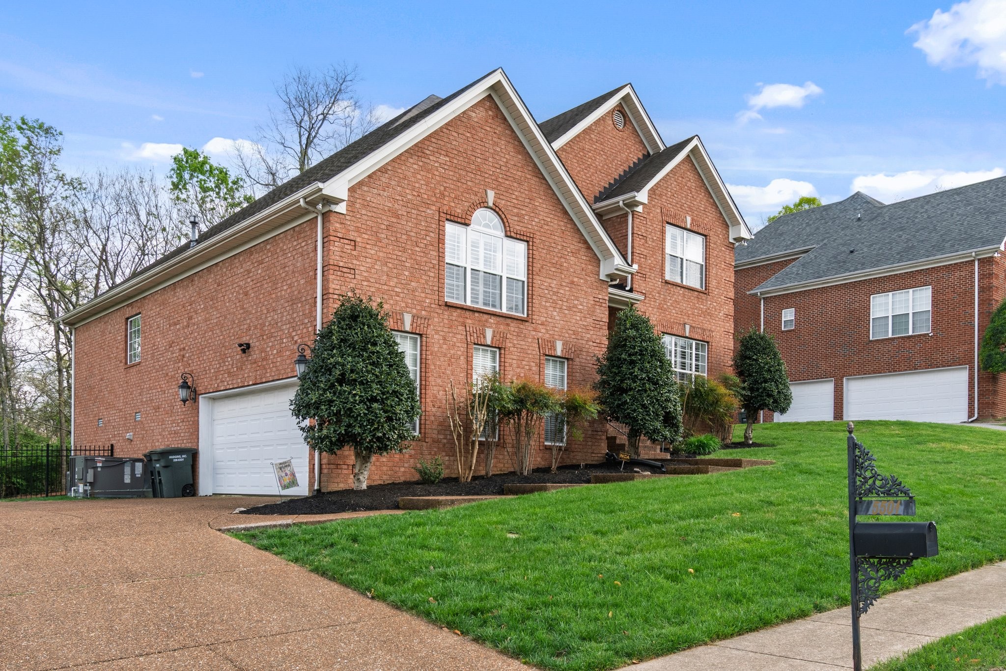 5501 Brookshire Dr