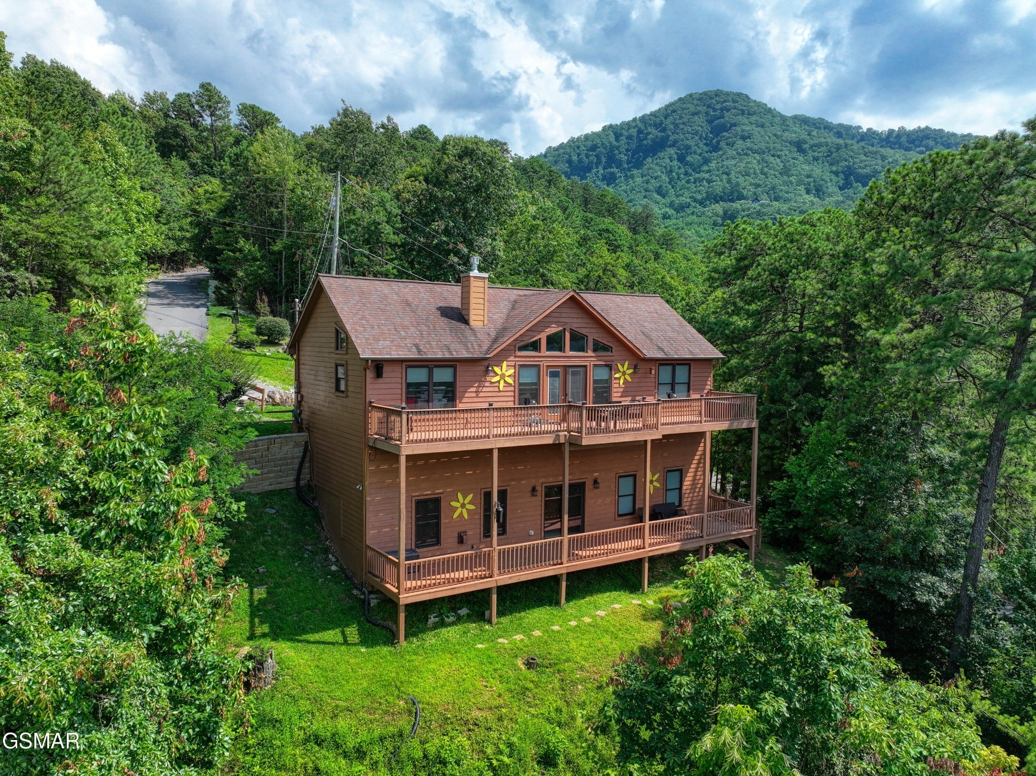 4109 Ole Smoky Way