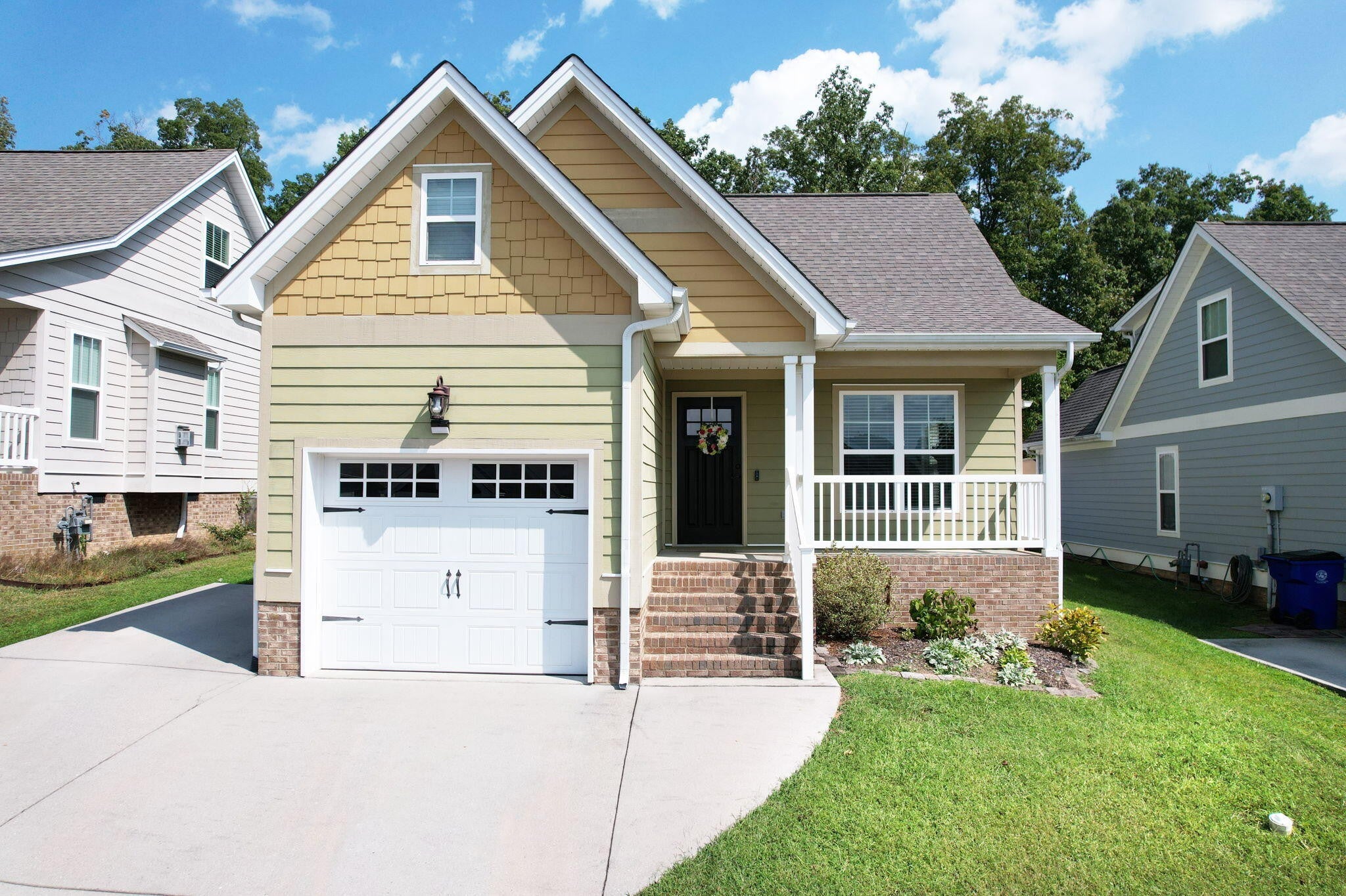 3116 Cottage Grove Circle NW