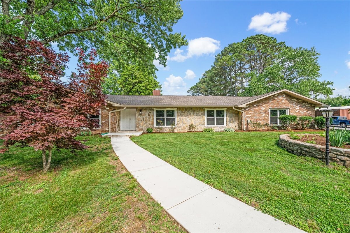 183 Prairie Plains Rd