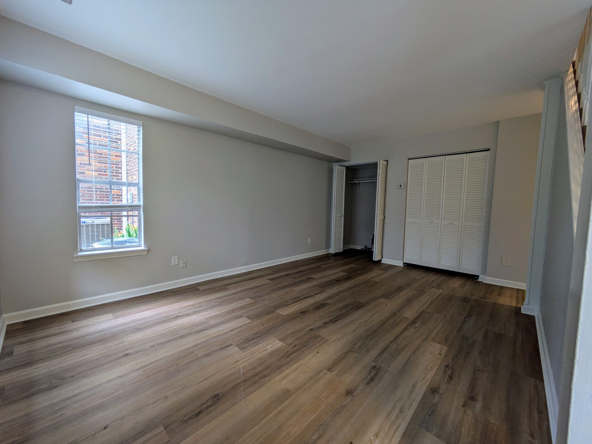 703 Granville Rd