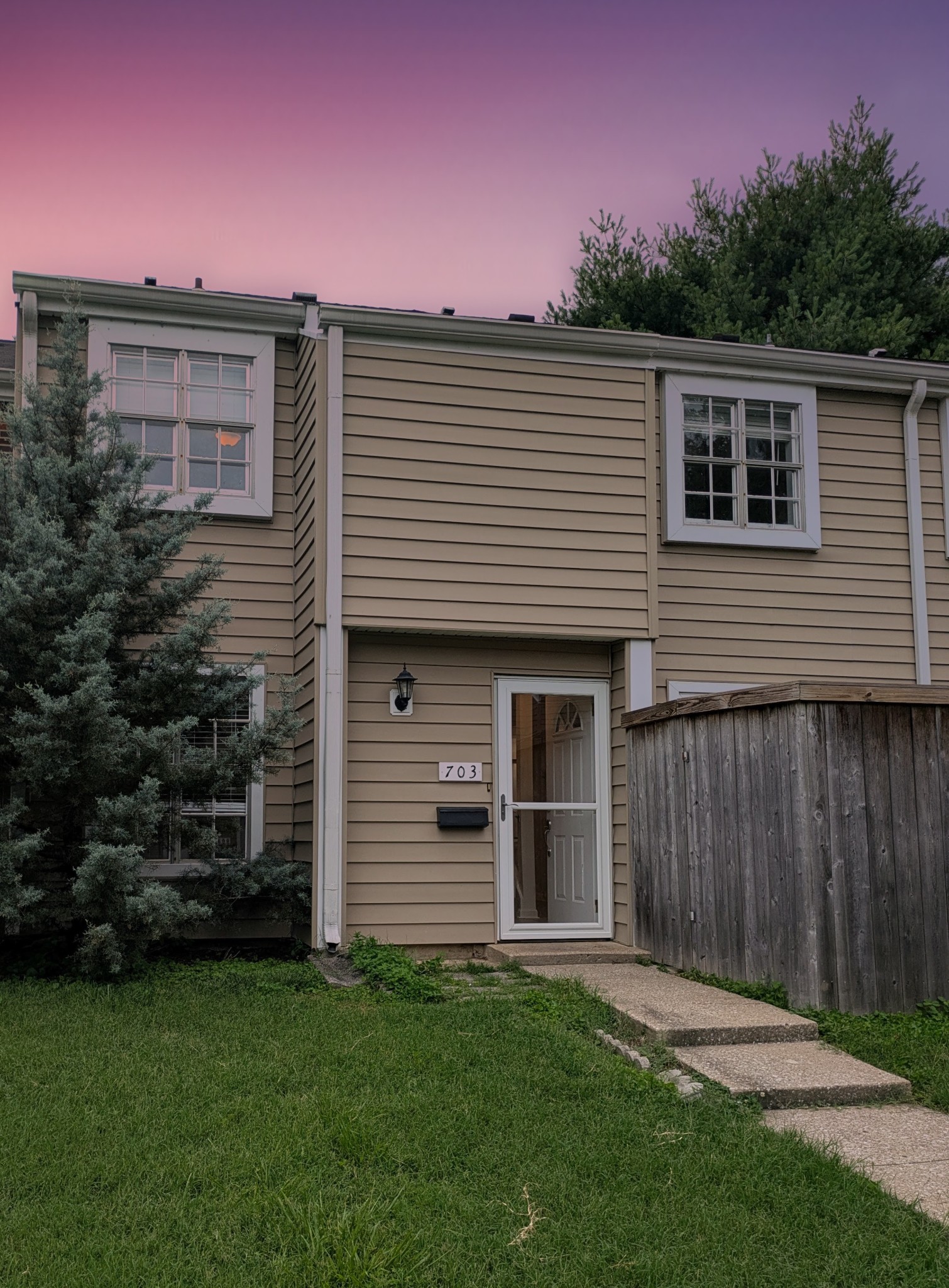 703 Granville Rd