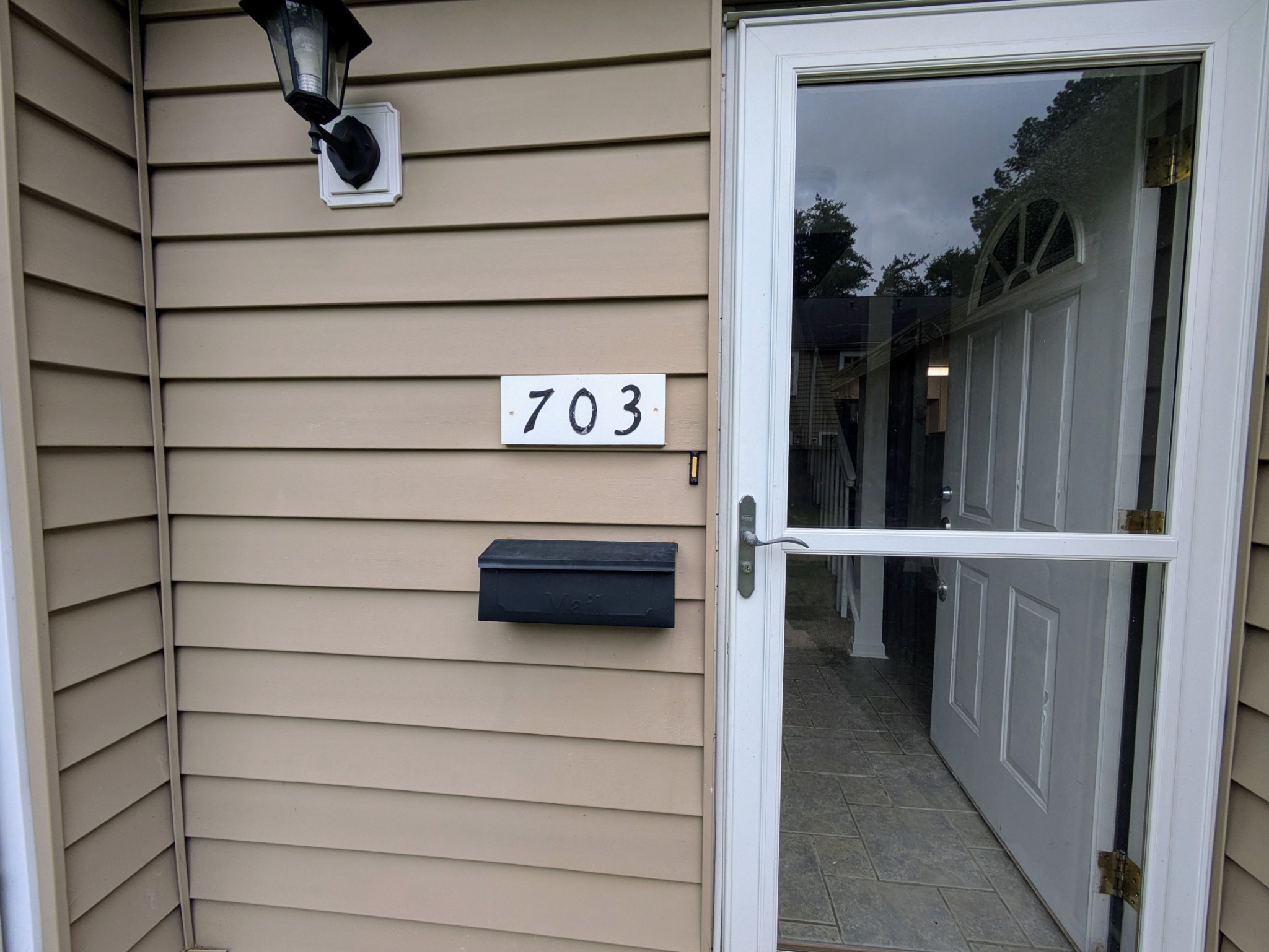 703 Granville Rd