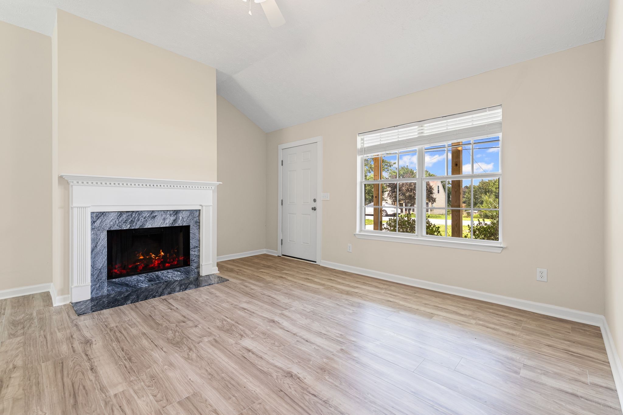 603 Hollandale Dr