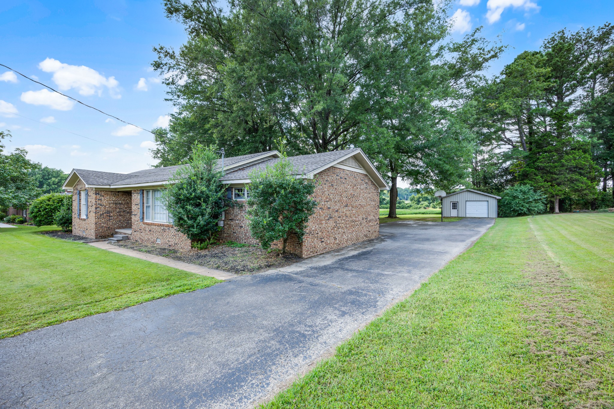 340 Westwood Dr