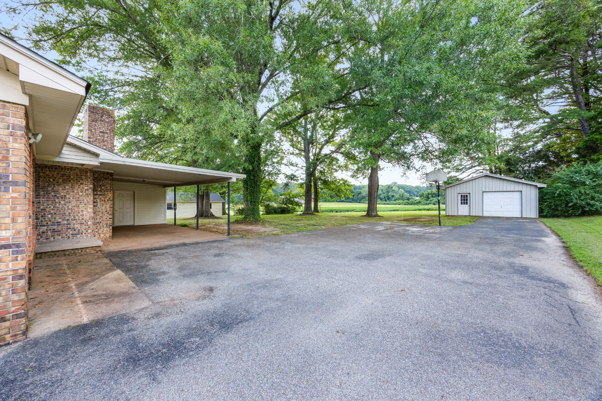 340 Westwood Dr