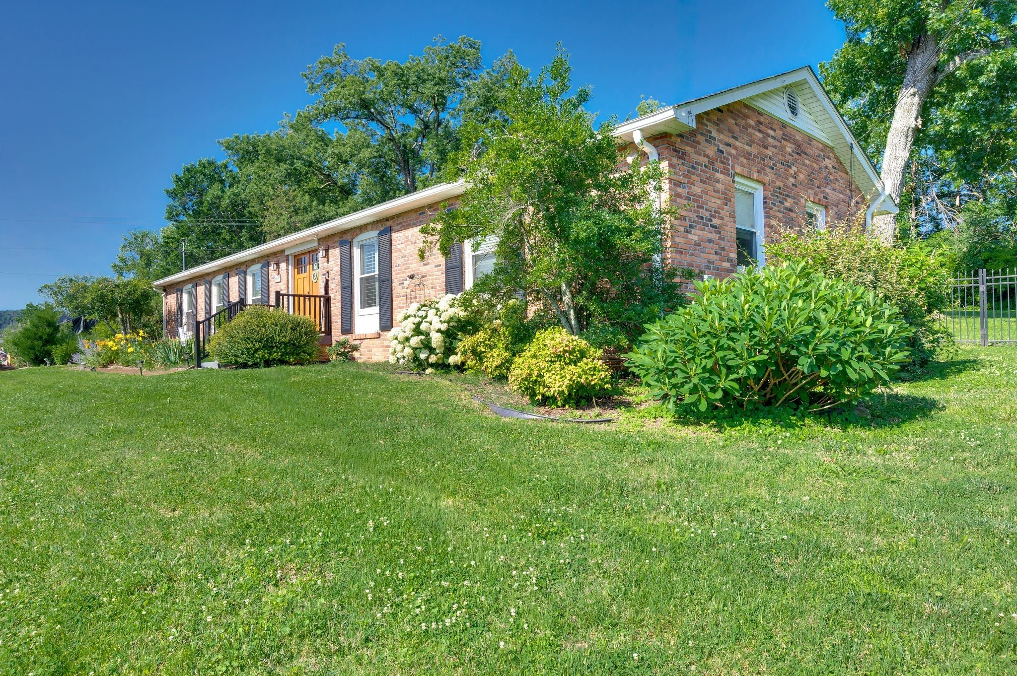 57 Vaughns Gap Rd