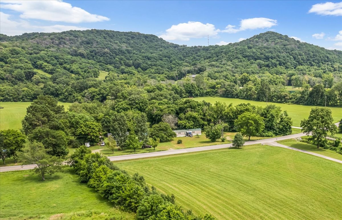 4364 Peytonsville Trinity Rd