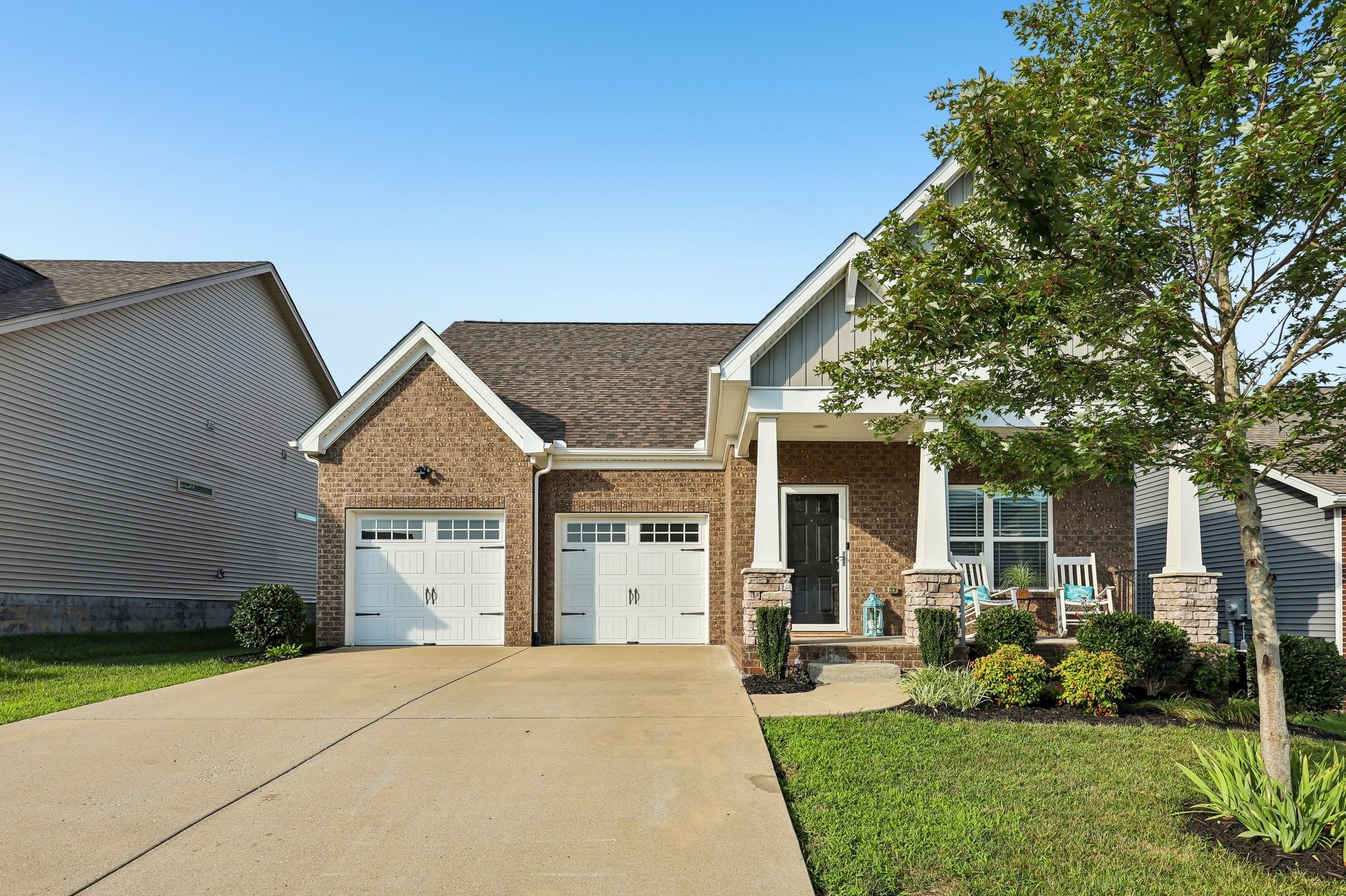1319 Coates Ln