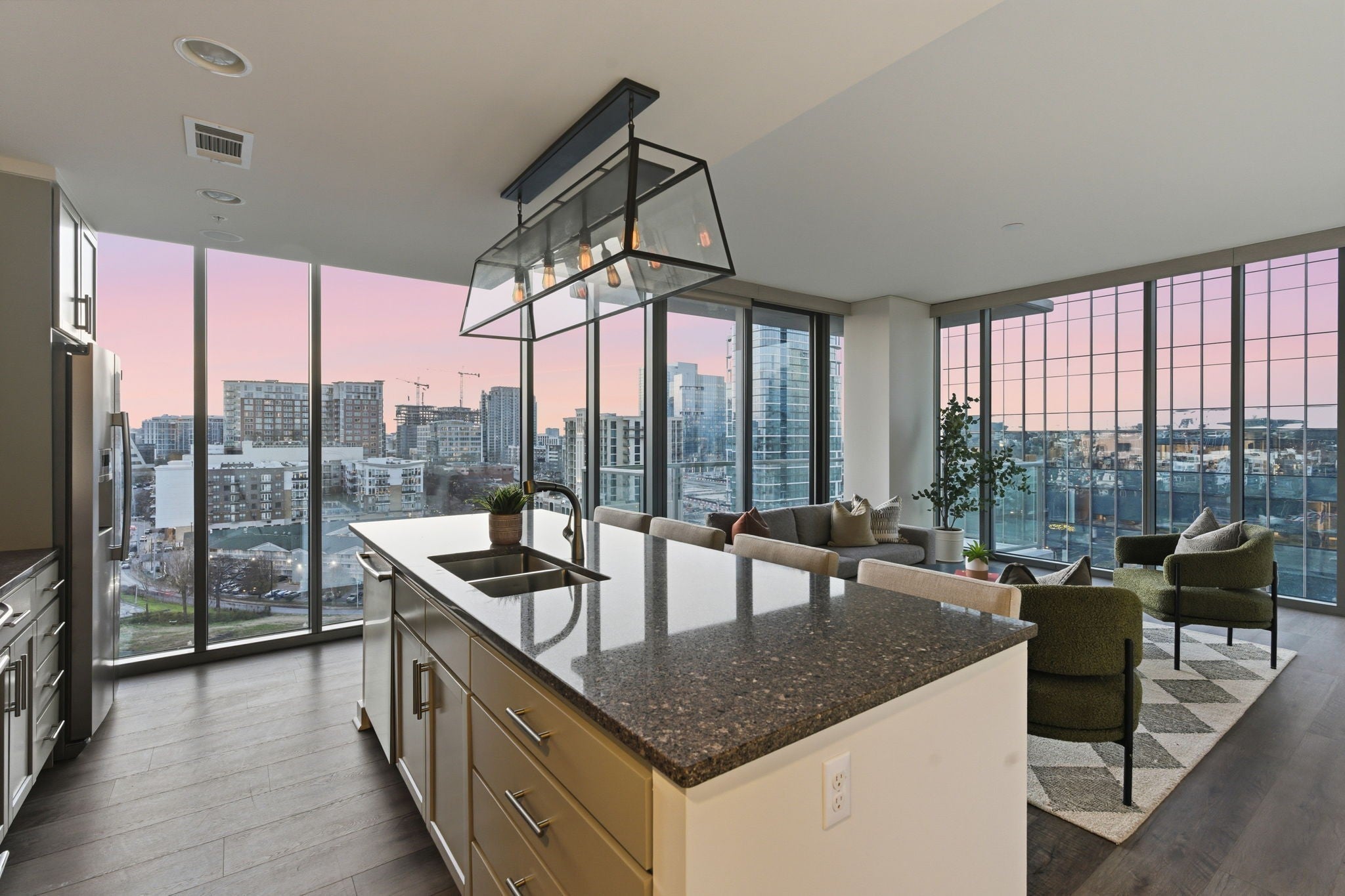 1212 Laurel St 1215
