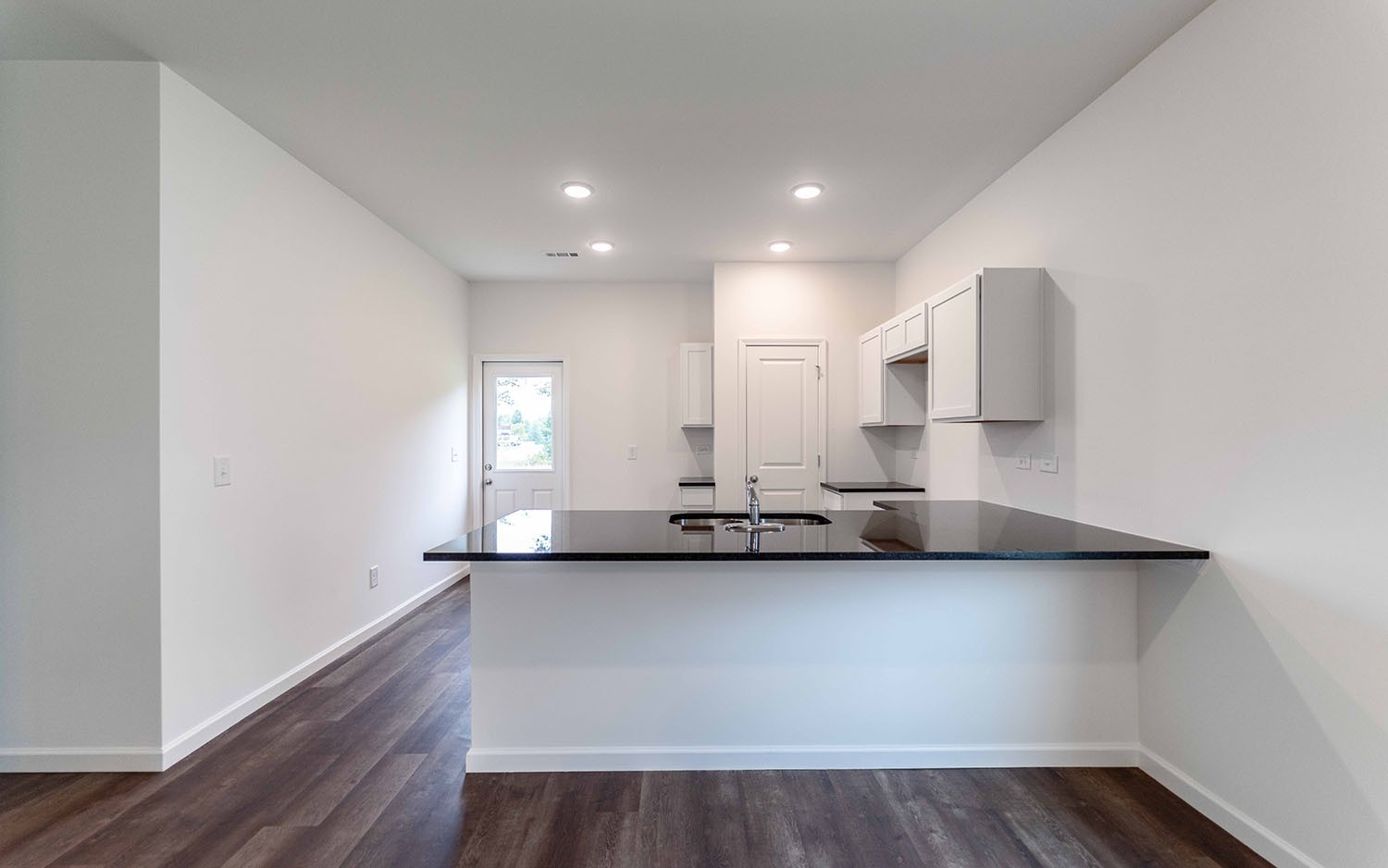 100 Phillips Drive NW