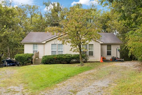 3245 Niagara Dr Nashville TN 37214