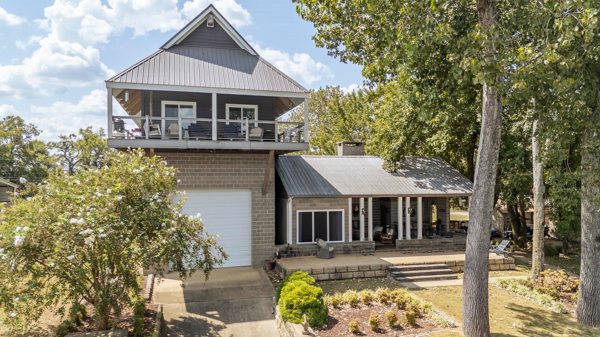 88 JAYCEE LN