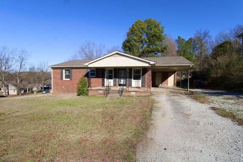 242 Westwood Dr Lexington TN 38351