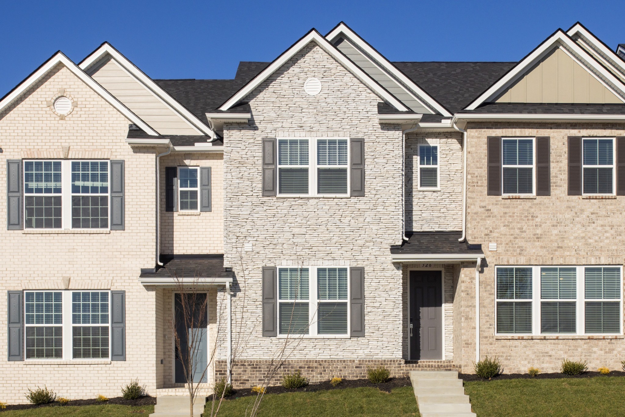 326 Lynwood Station Boulevard