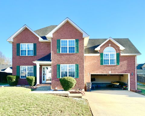 1635 Barrywood Cir E Clarksville TN 37042