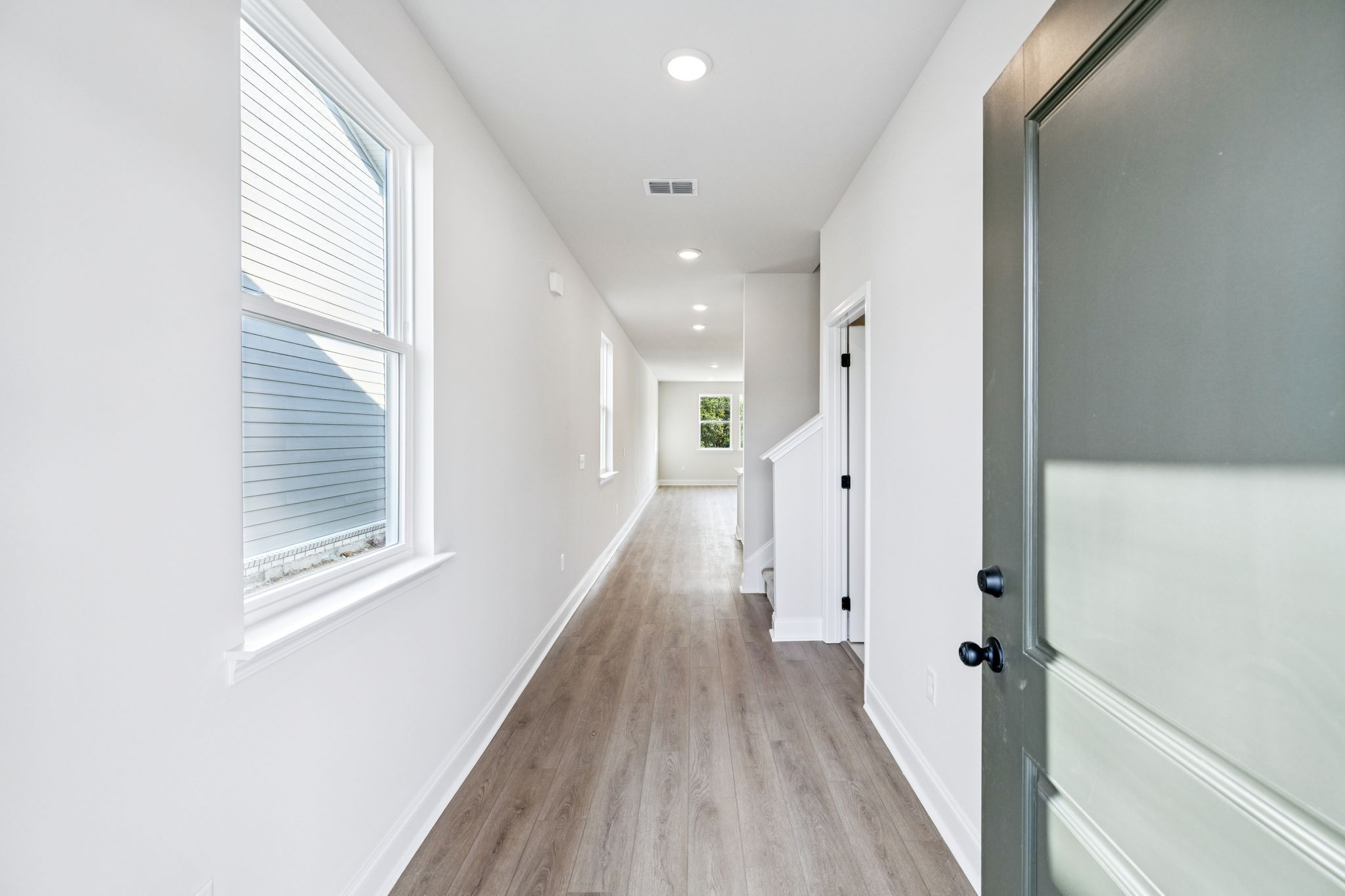 1090 Large Poppy Drive