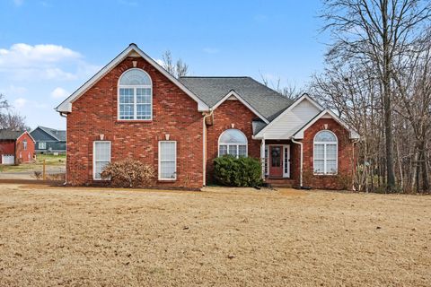 6002 Forrest Ct Greenbrier TN 37073