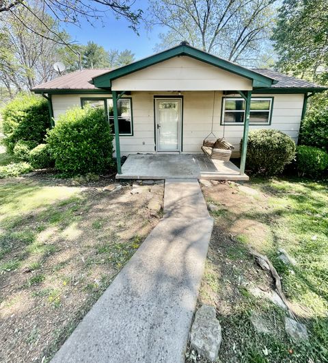 137 Kenmore Ave Winchester TN 37398