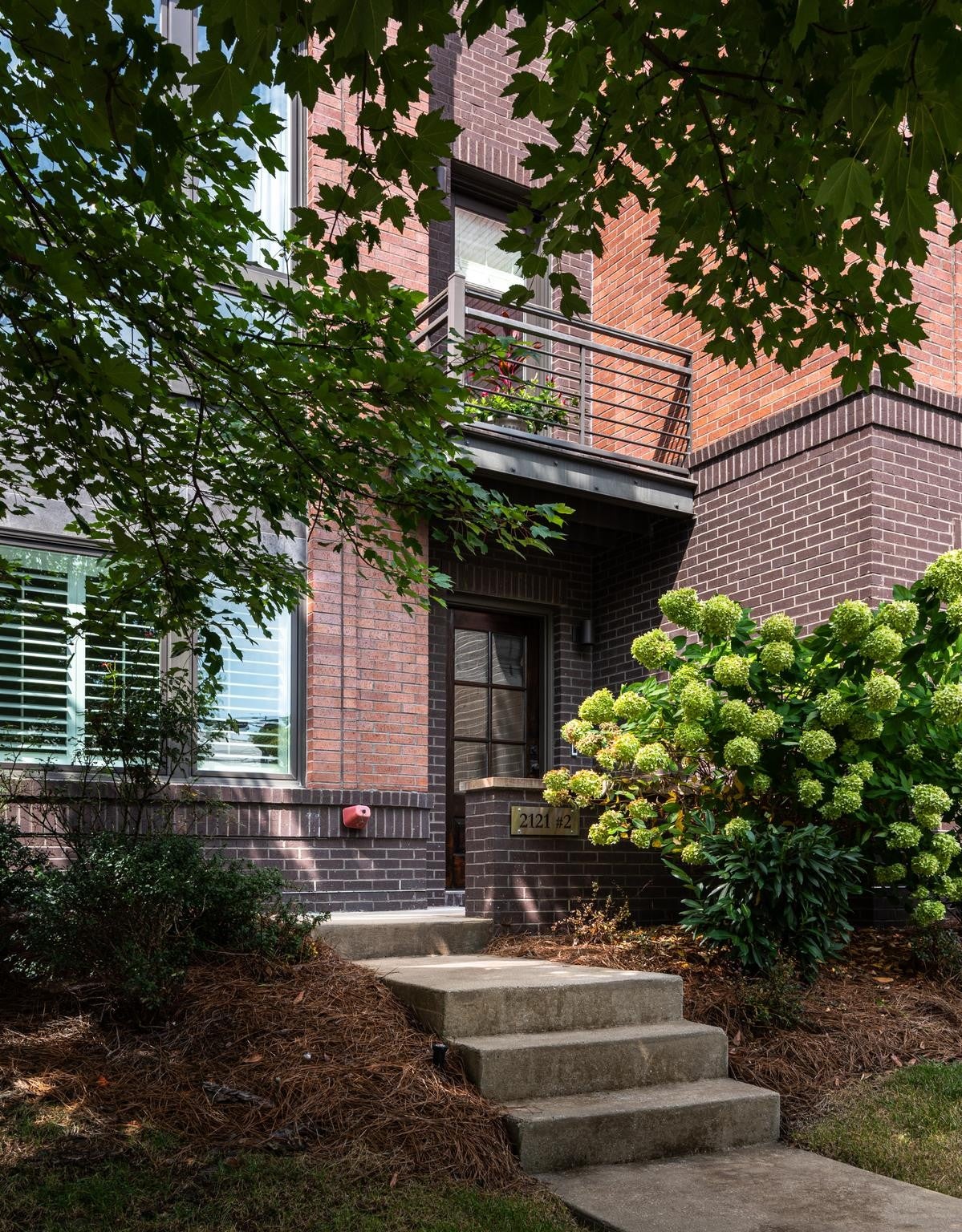 2121 Belmont Blvd 2
