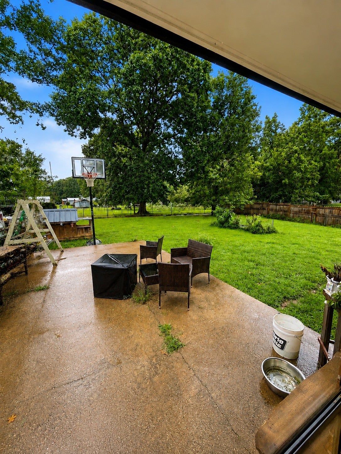 205 Dawn Dr