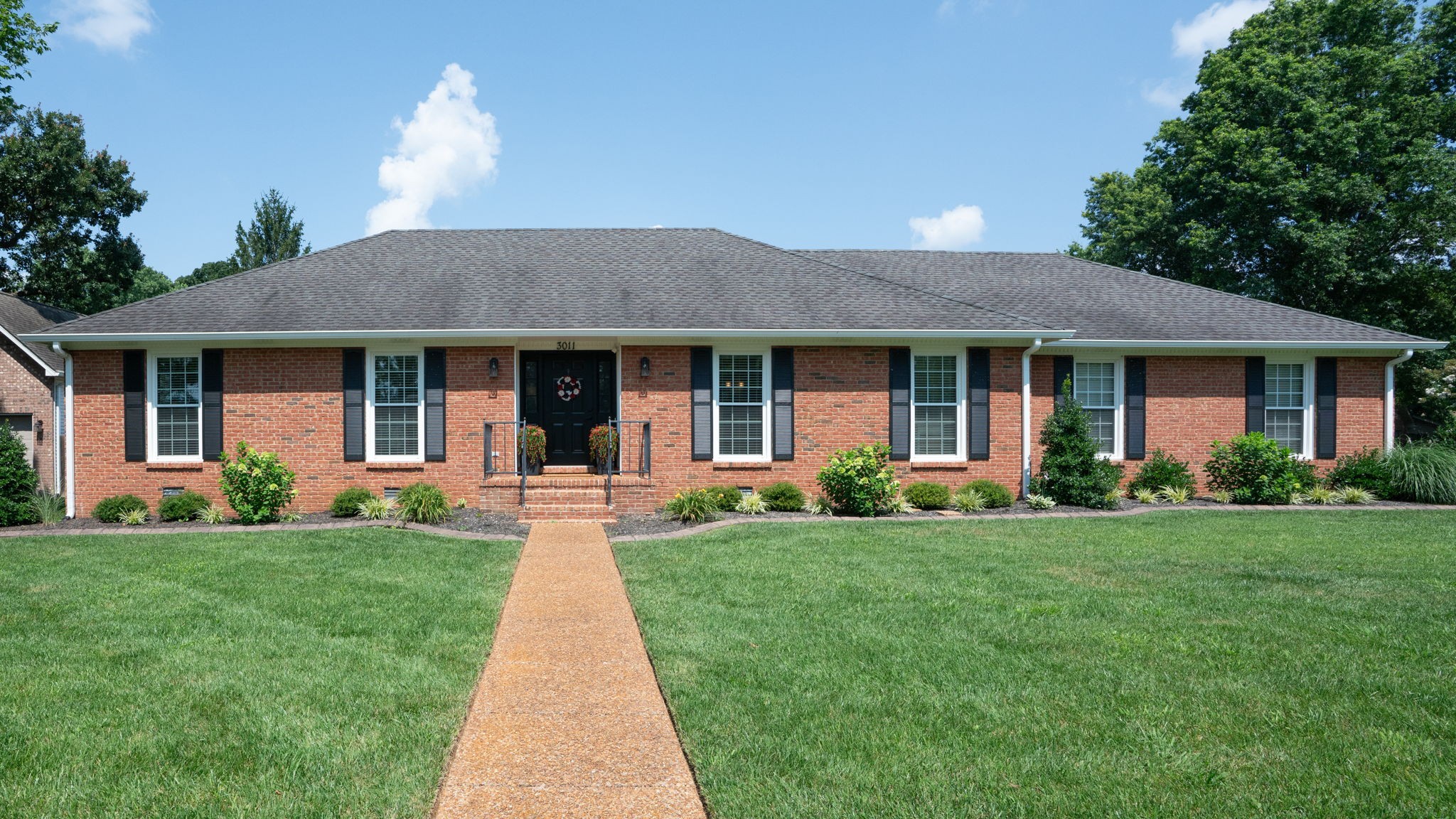3011 Regency Park Dr