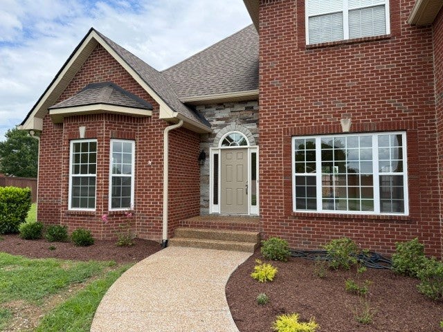 203 James Matthew Ln