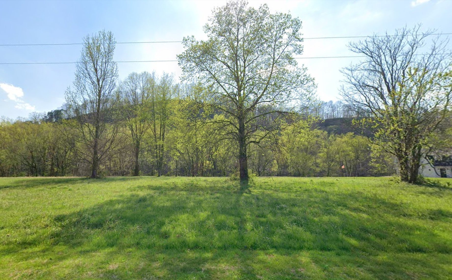 445 River Bend Dr