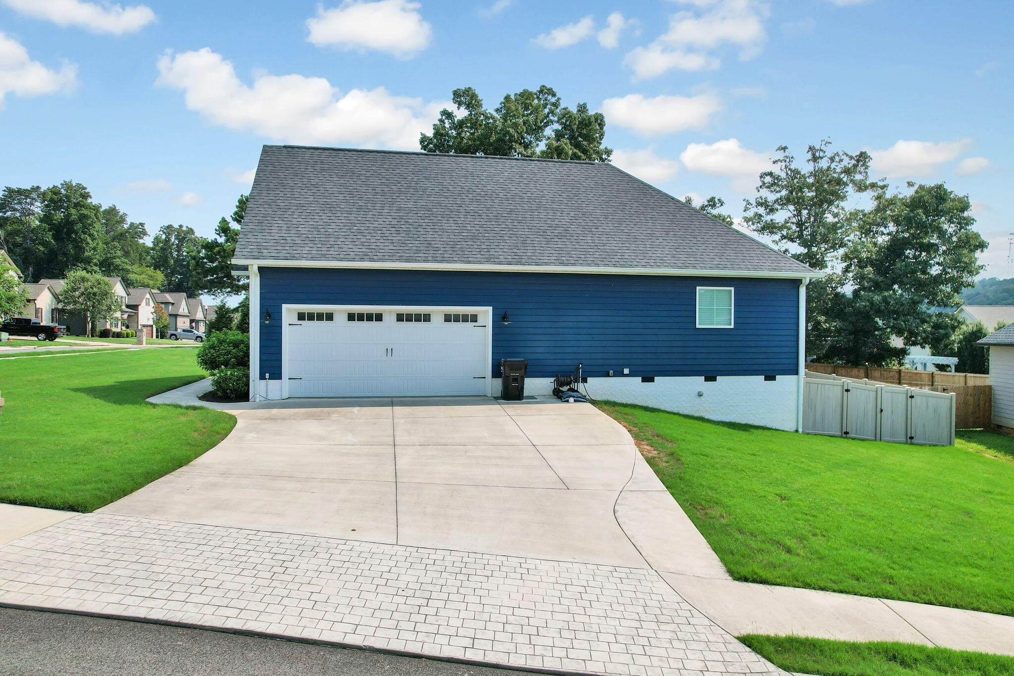 229 Eagle Creek Road NW