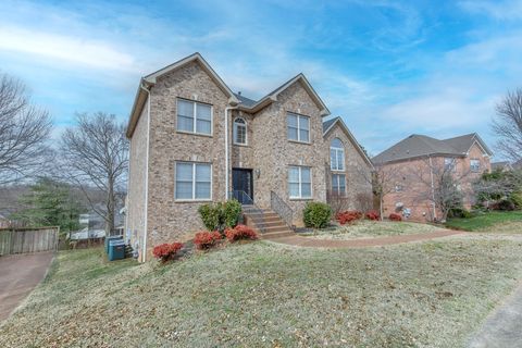114 Cedar Ridge Ln Hendersonville TN 37075