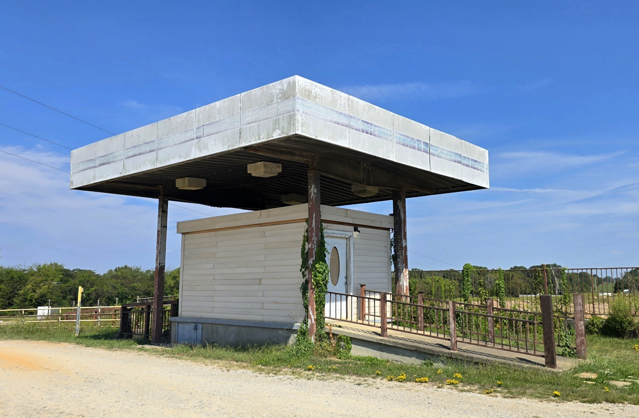 0 N James M Campbell Blvd