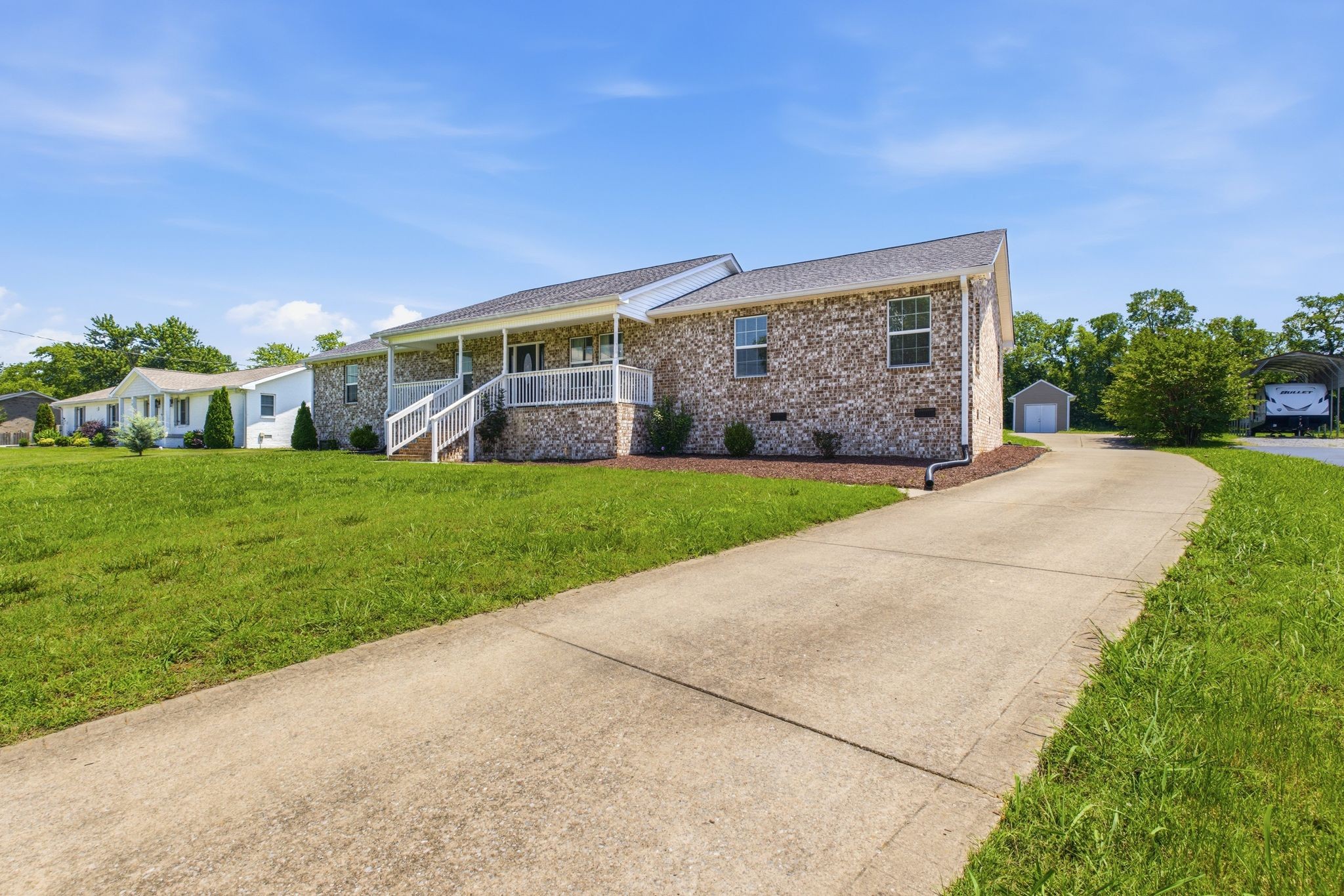 505 Stonehenge Dr