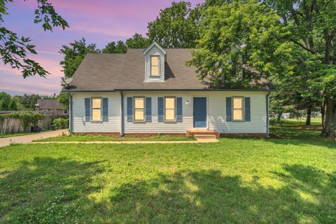 1222 Myers Dr Murfreesboro TN 37129