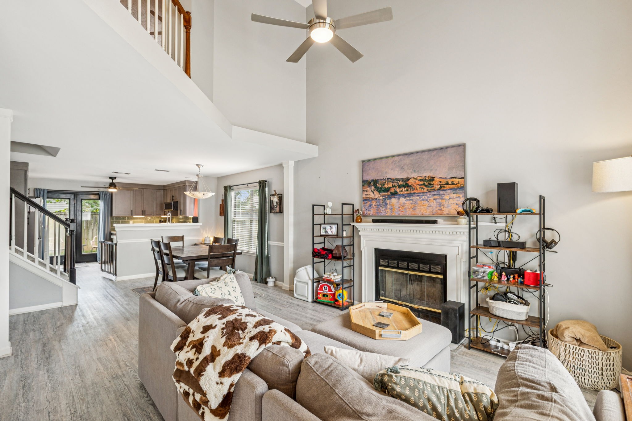 902 Idlewild Ct