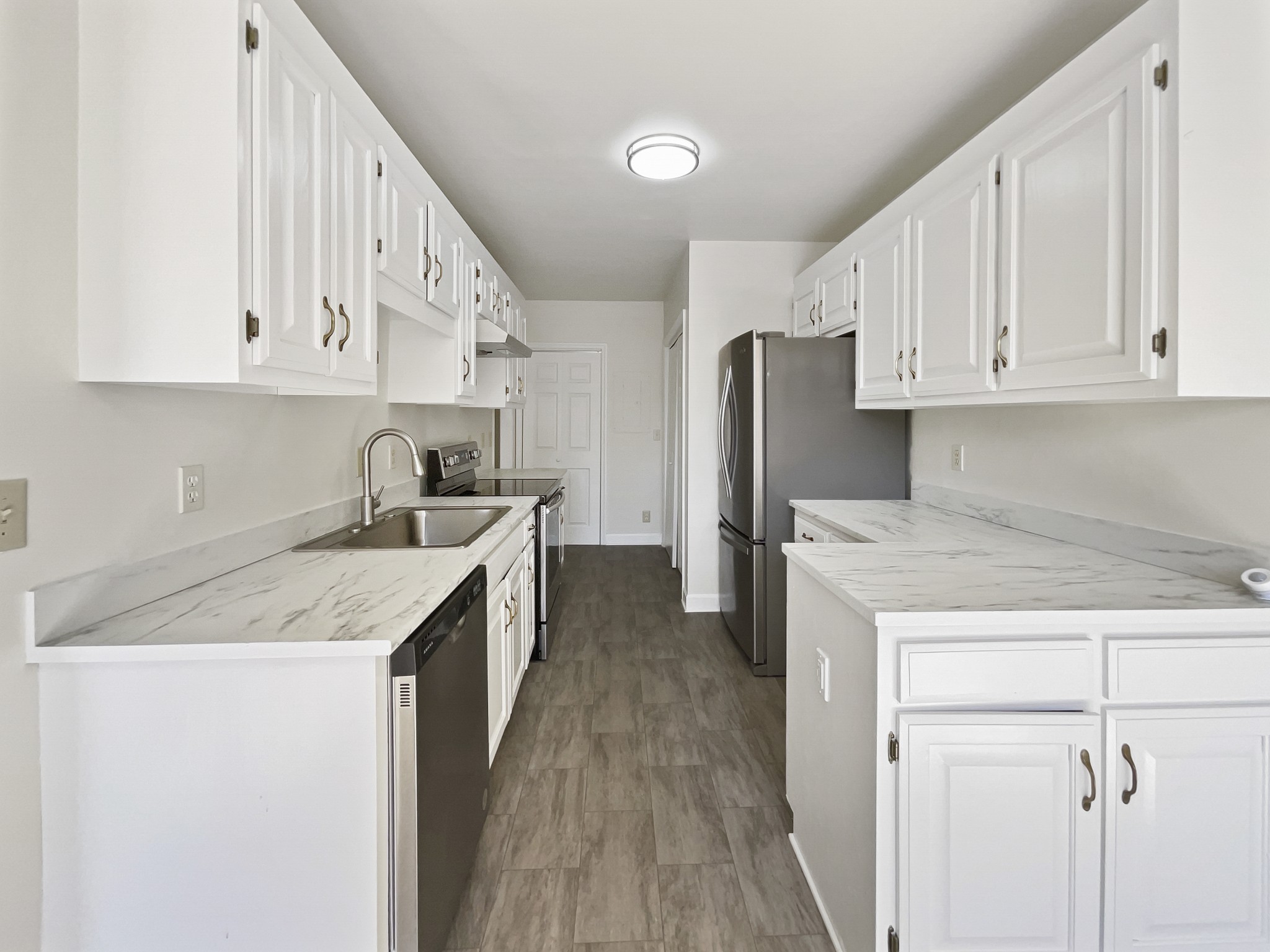 1515 Brentwood Pointe