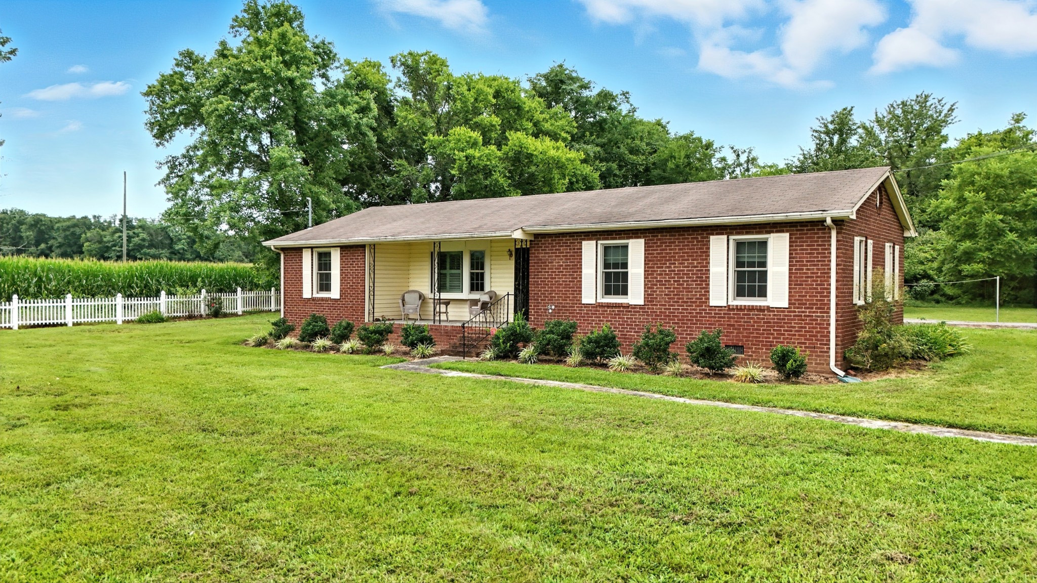 667 W Jefferson Pike