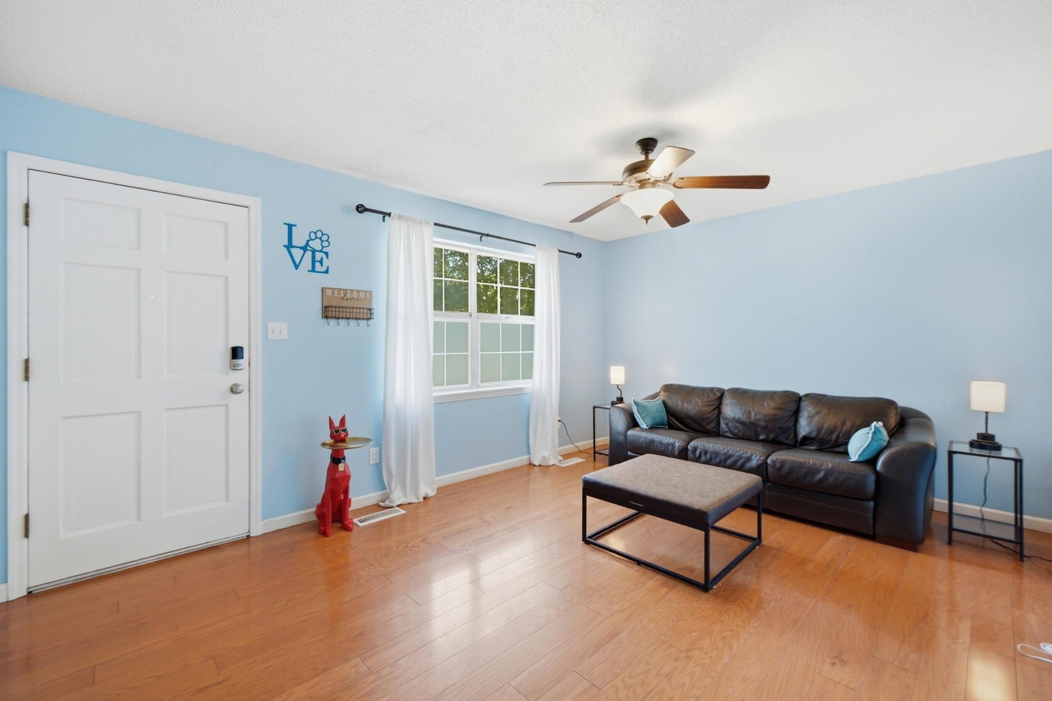 215 Mapleton Drive NW