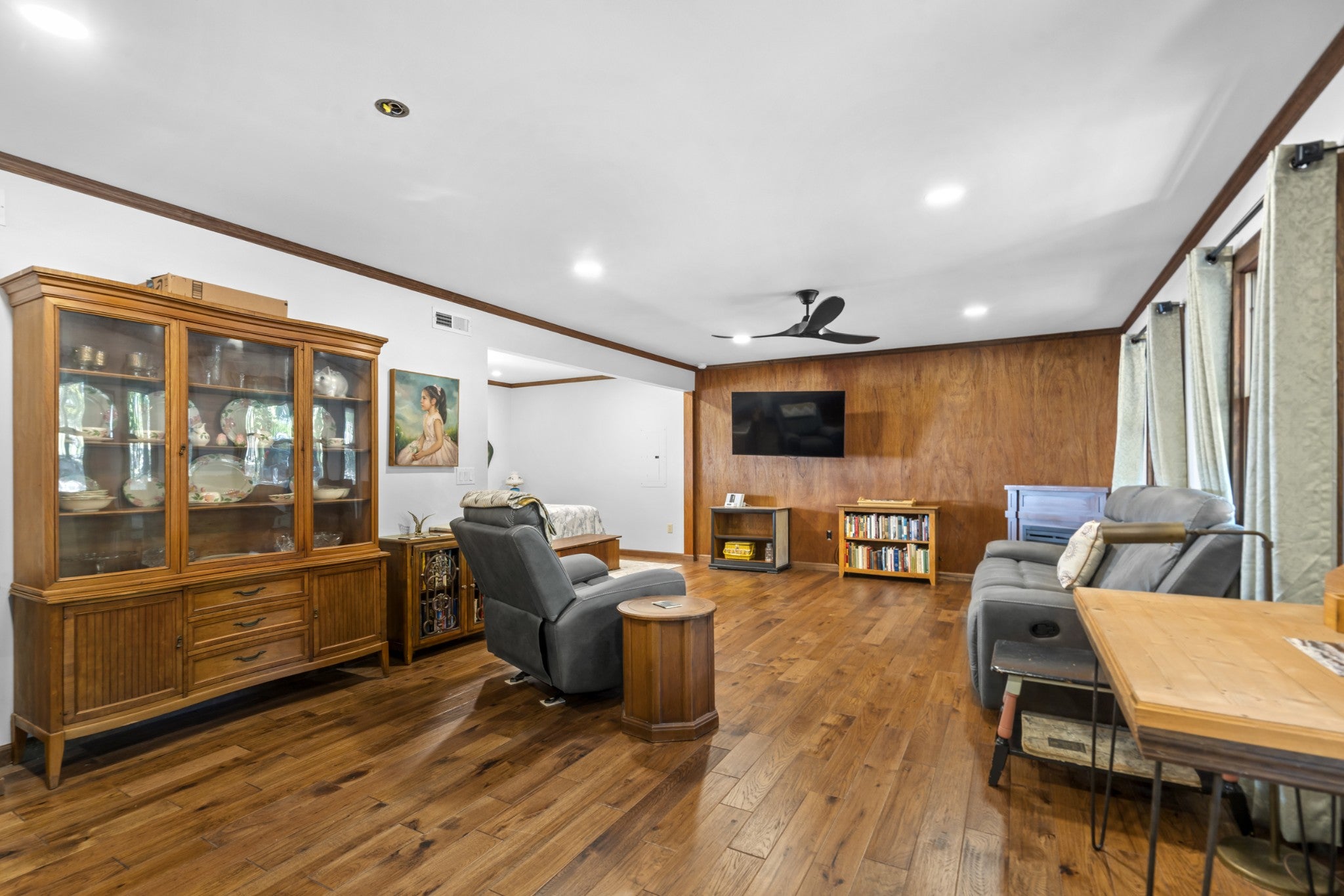1035 Riverview Rd