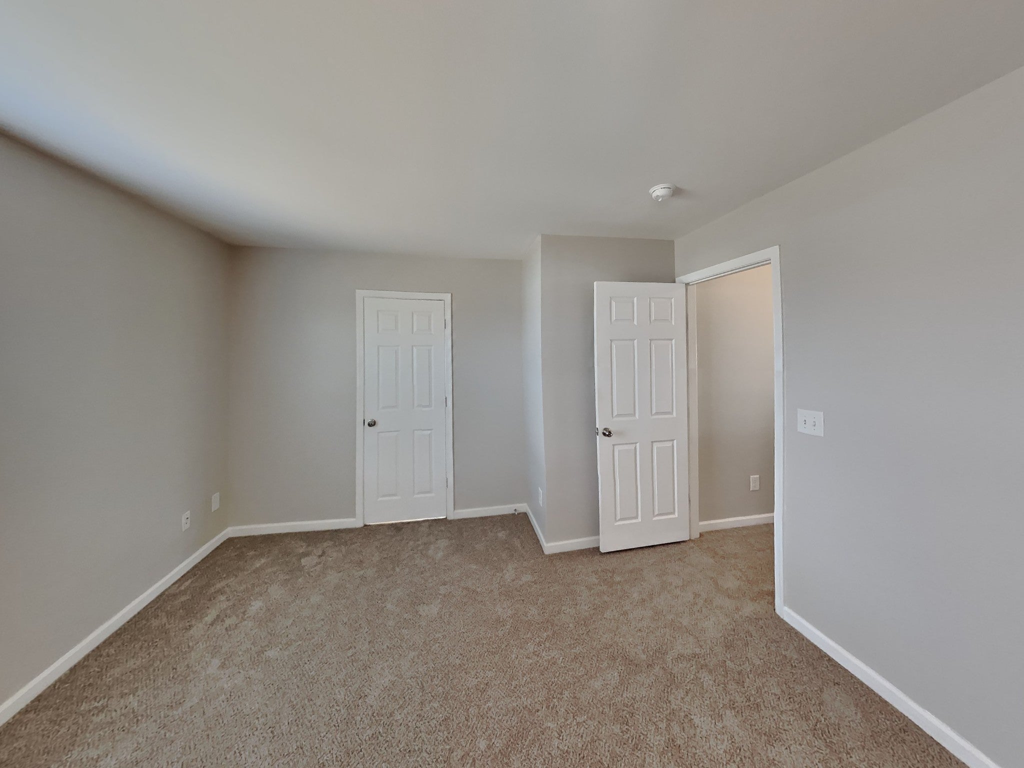 1024 Daniel Ln
