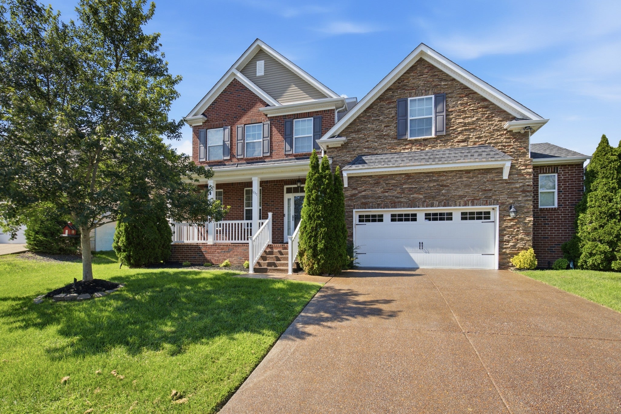 1837 Looking Glass Ln