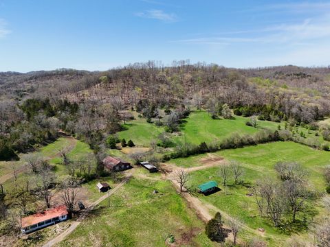 2001 Scotty Parker Rd Gallatin TN 37066