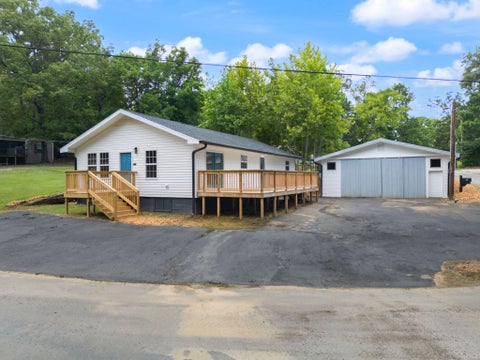 Photo of 5 Dog Dr, Springville, TN 38256 (MLS # 3506527)