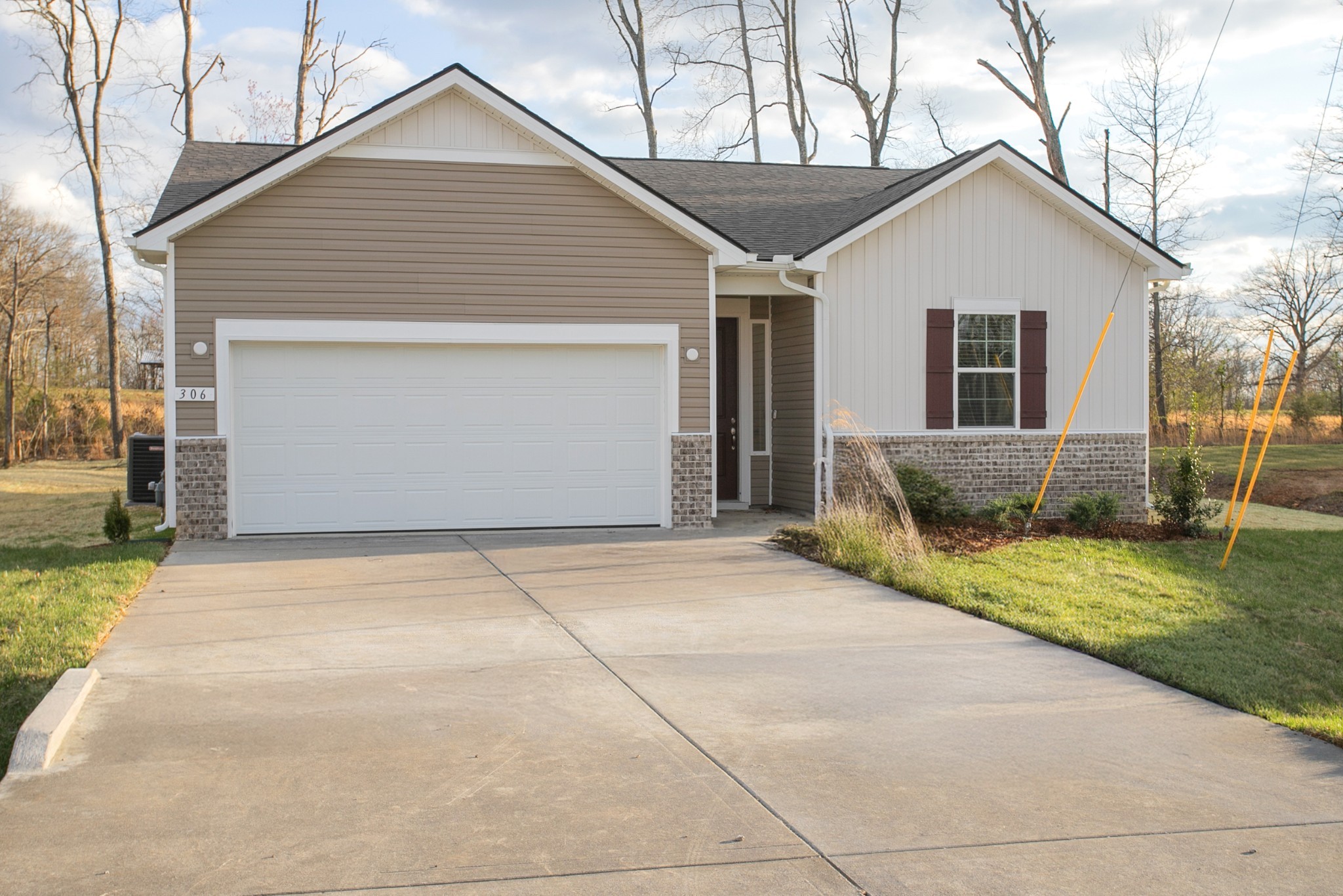306 Hickory Pointe Drive