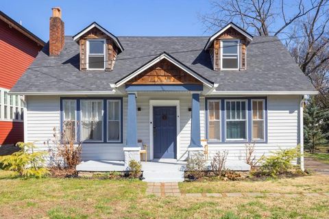 1011 Calvert St Nashville TN 37216