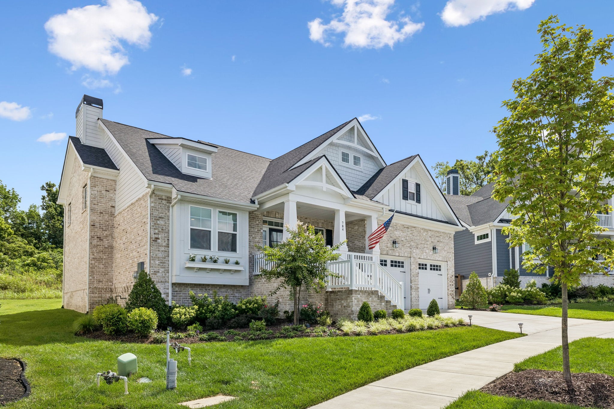 784 Westchester Cir