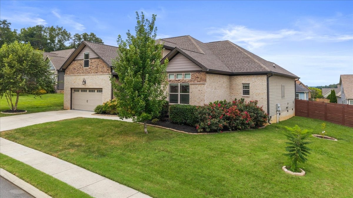 123 Red Fox Ln NW